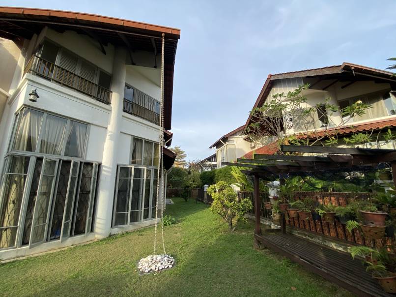 Semi D 2sty Bukit Jelutong Full Reno