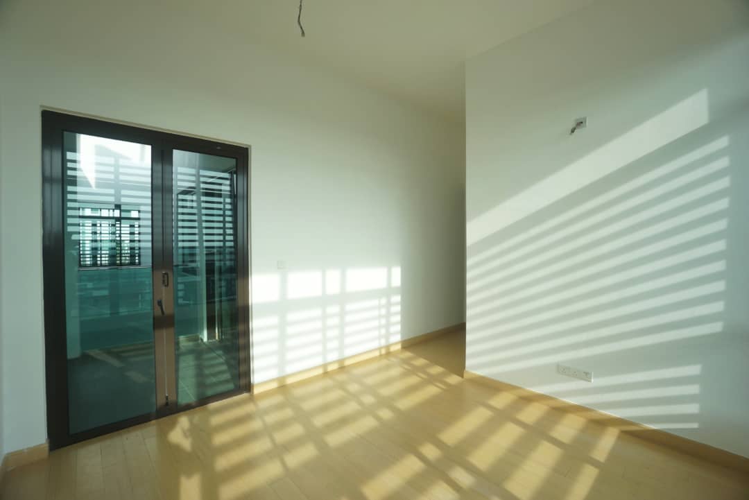 SEMI-D 4 Storey with PRIVATE LIFT at Kingsley Hill - photo 3