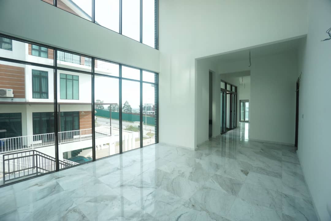 SEMI-D 4 Storey with PRIVATE LIFT at Kingsley Hill - photo 6