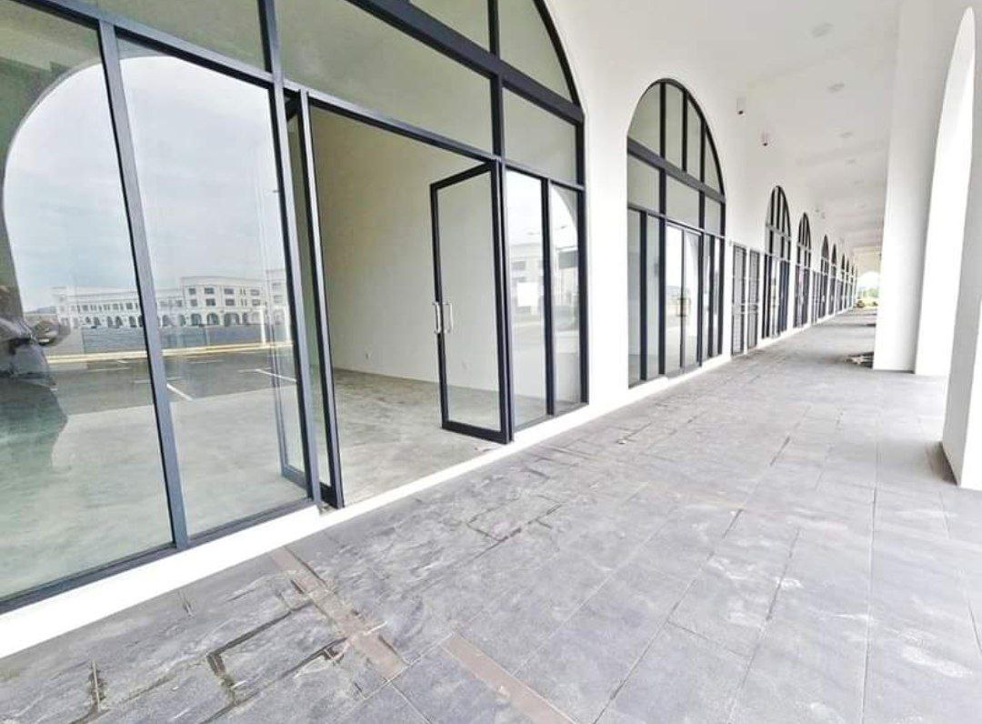 ESPLANAD 2sty Shoplot Ecograndeur Puncak Alam - photo 2