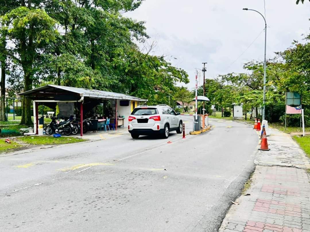 LOWEST 2sty Subang Bestari U5 - photo 8