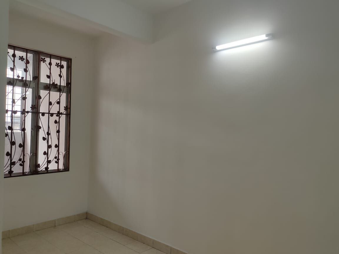 NICE RENOVATED WITH KITCHEN CAB 2sty Bdr Parkland - photo 3