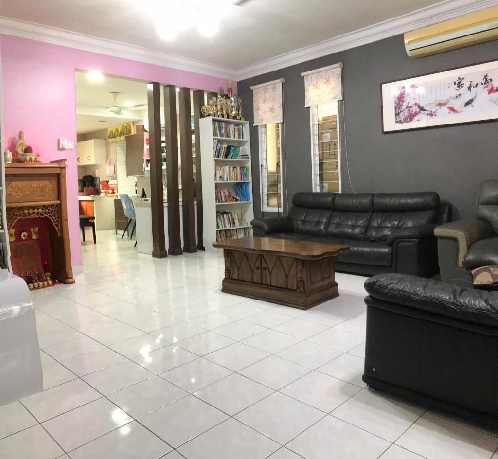 ENDLOT BANDAR BOTANIC PARTLY FURNISH 2sty - photo 1