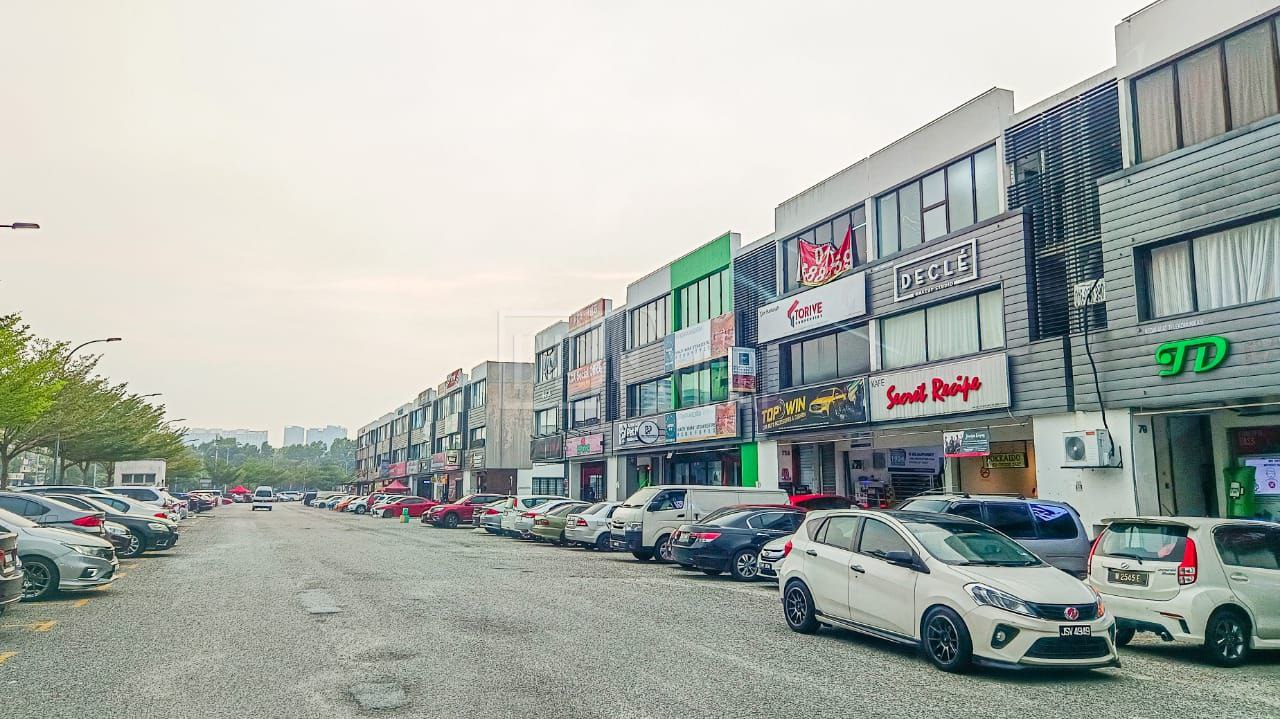 READY TENANT 3sty Shoplot Setia Alam