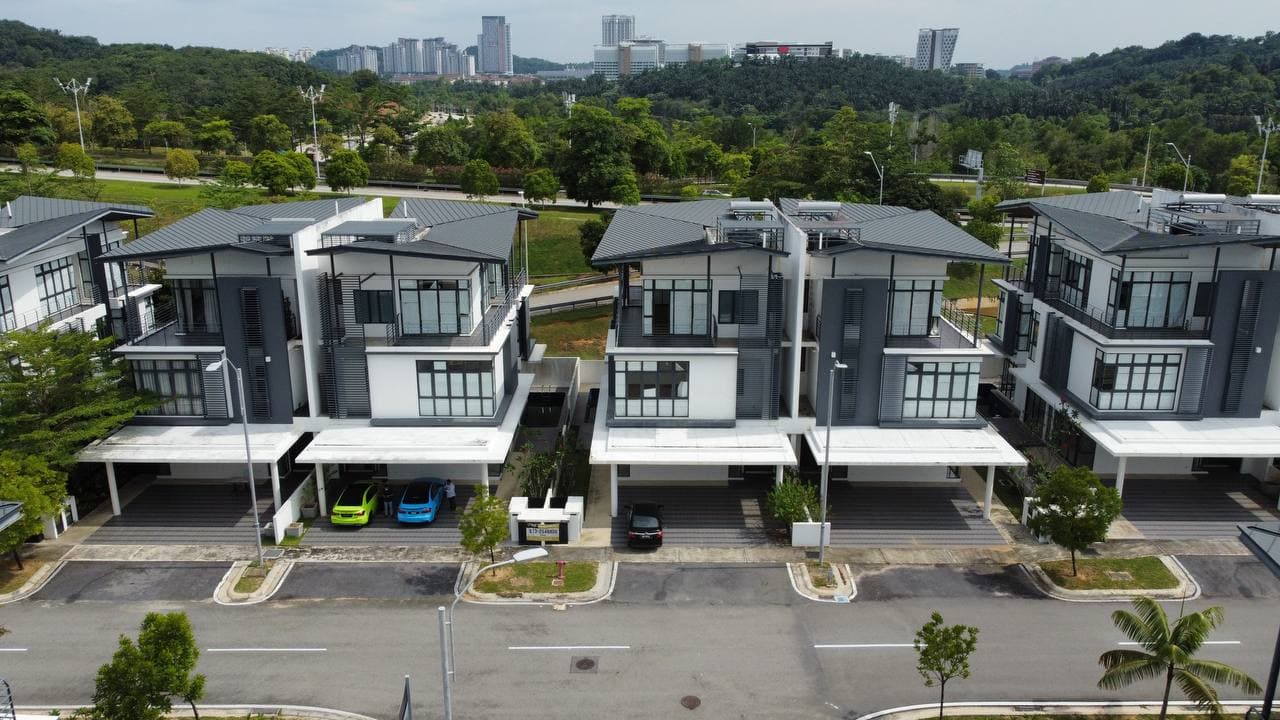 REDUCED 3sty Semi D Augusta Precint 12 Putrajaya - photo 12