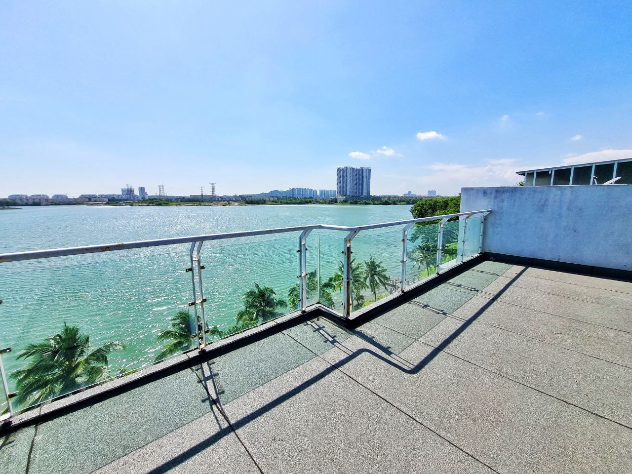 RENOVATED LAKE VIEW Puchong