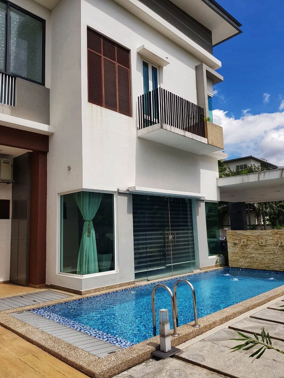 2sty Bungalow WIth Pool Bukit Jelutong