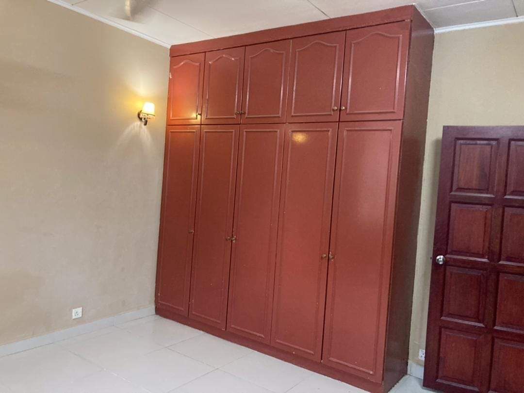 PARTLY FURNISH 2sty Seksyen 13 Shah Alam - photo 6