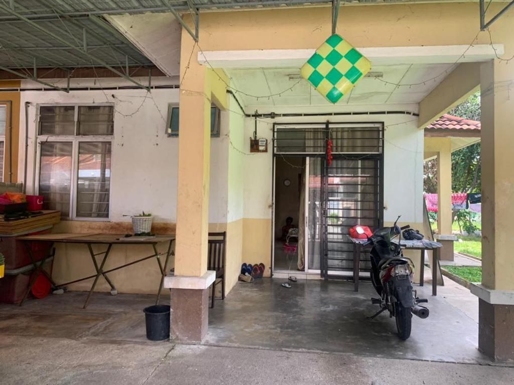 CORNER TANAH LUAR 2sty Bandar Saujana Utama