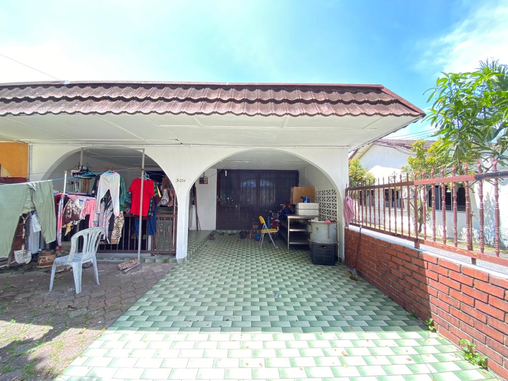 END LOT SINGLE STOREY TERRACE TAMAN SRI SEGAMBUT - photo 1