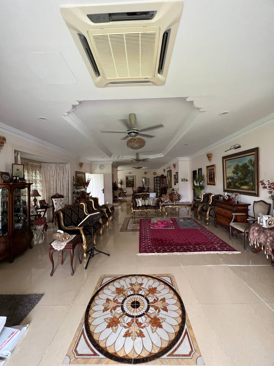 RENOVATED HUGE LAND AREA 2sty Bungalow Seksyen 6 - photo 3