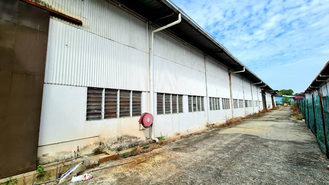 SINGLE STORE WAREHOUSE BUKIT KEMUNING - photo 3
