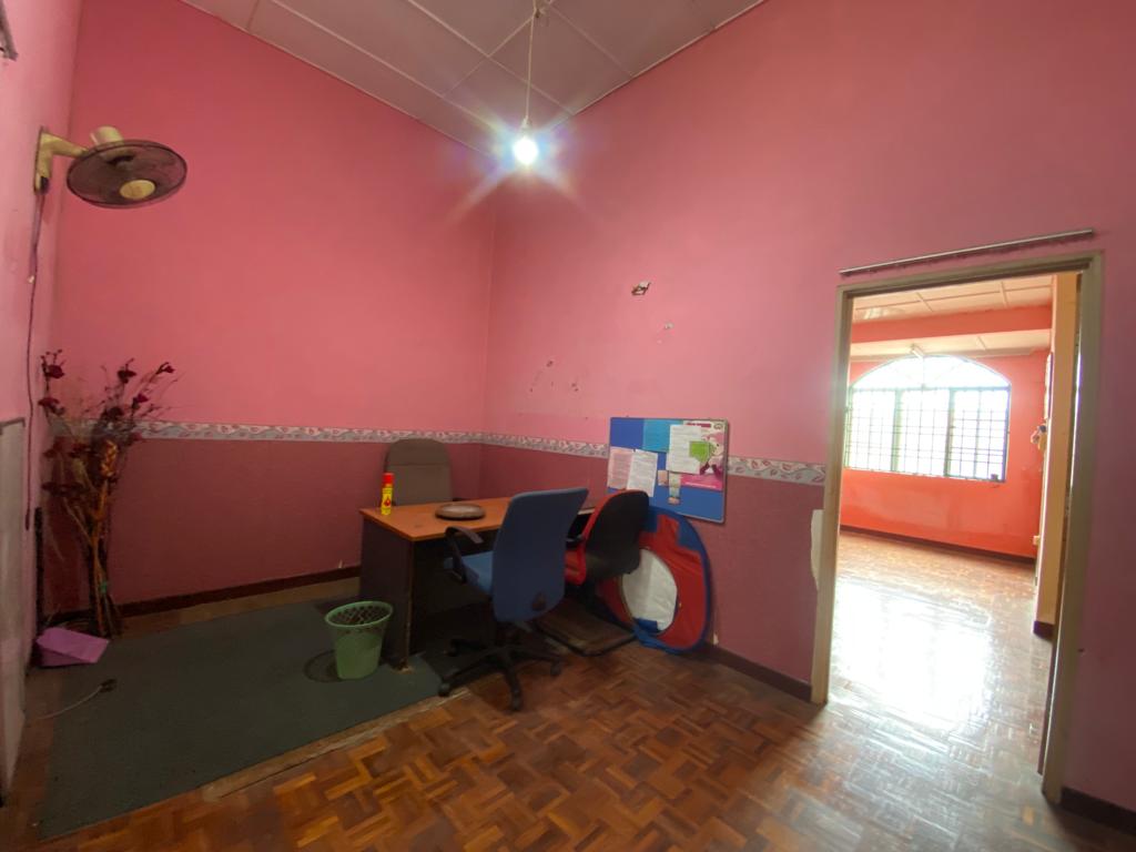 2sty Berjaya Park Seksyen 32 with Plaster Ceiling