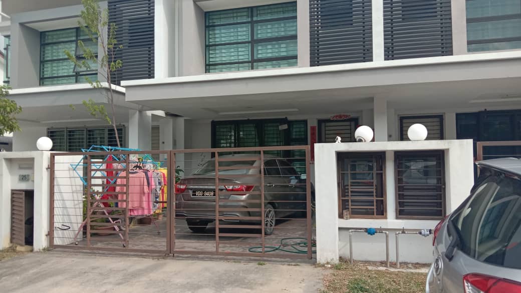 2sty Singgahsana Bandar Bukit Raja Klang - photo 1