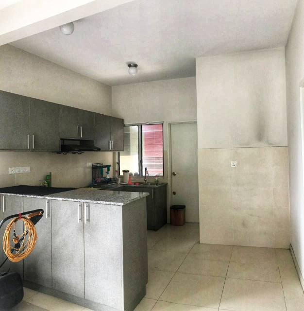 Two Half Sty Sunway Alam Suria Partly Furnish