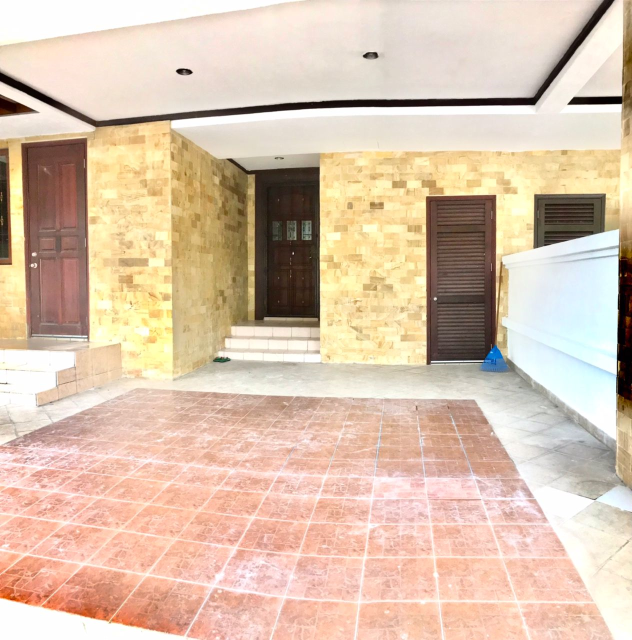 2sty Jalan Adang Bukit Jelutong Refurbis Shah Alam