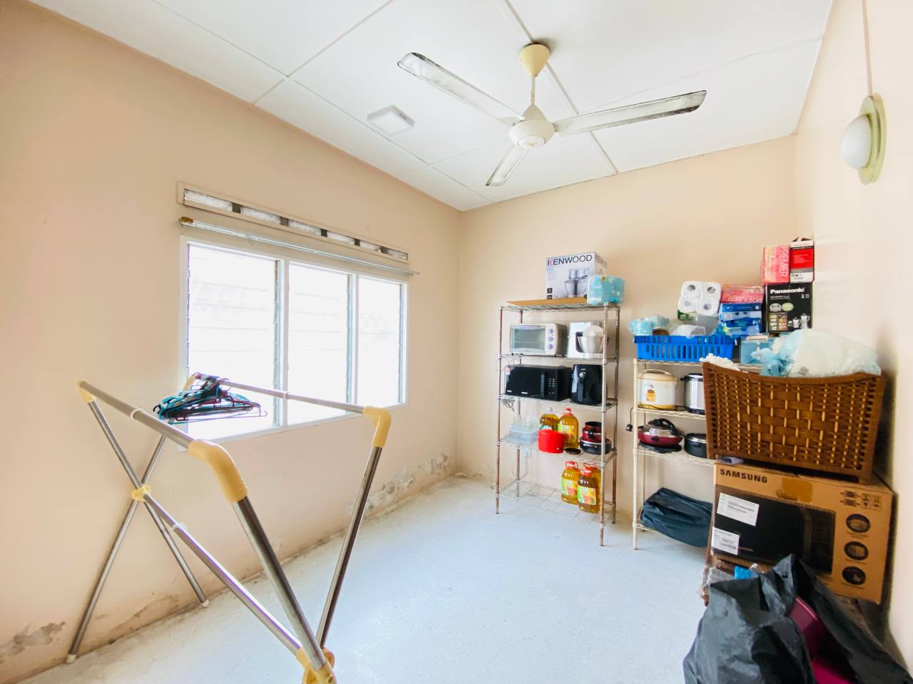 2sty Corner Klang Utama Partly Furnish - photo 8