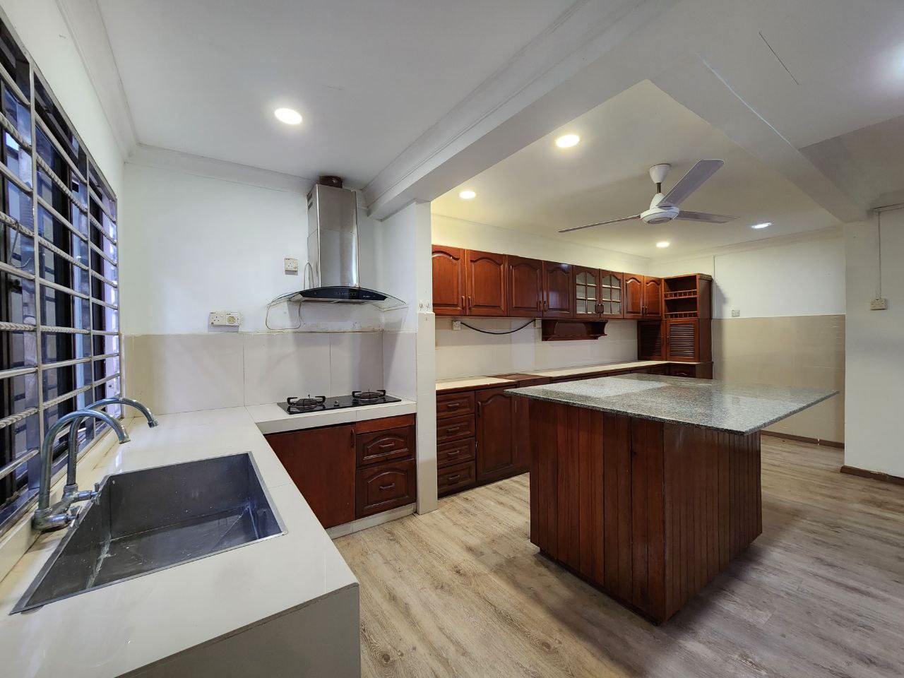 2sty Seksyen 19 Renovated Shah Alam