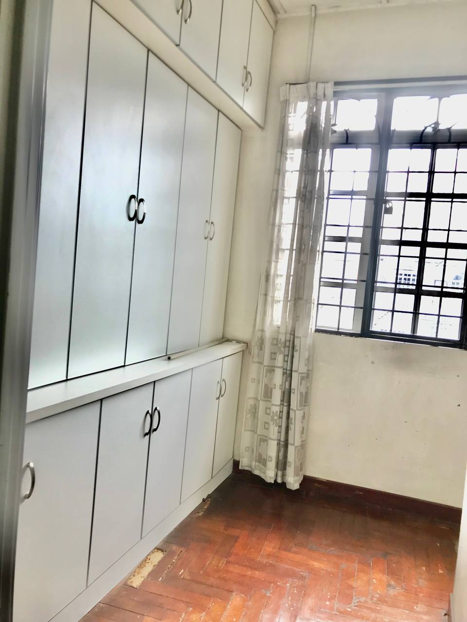 Two Half Seksyen 7 Partly Furnish MURAHH Shah Alam - photo 9