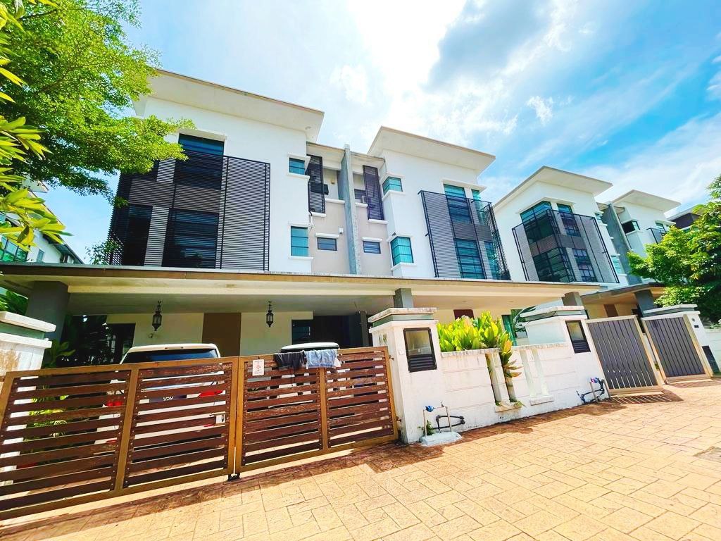 two Half Sty Semi D Bukit Jelutong Shah Alam - photo 3