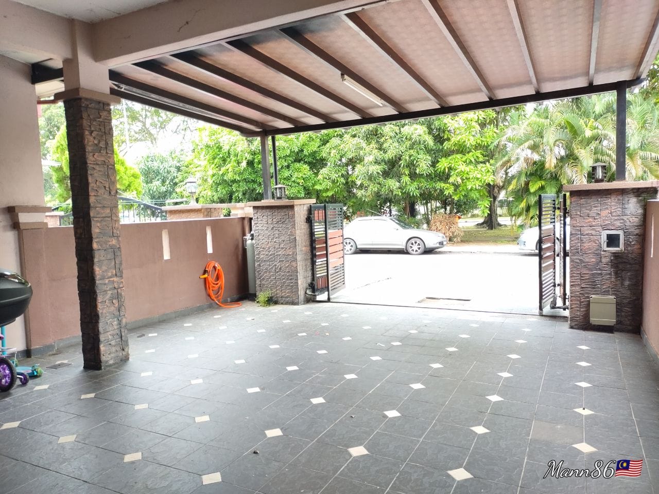 2sty NEAR AEON Seksyen 23 Shah Alam