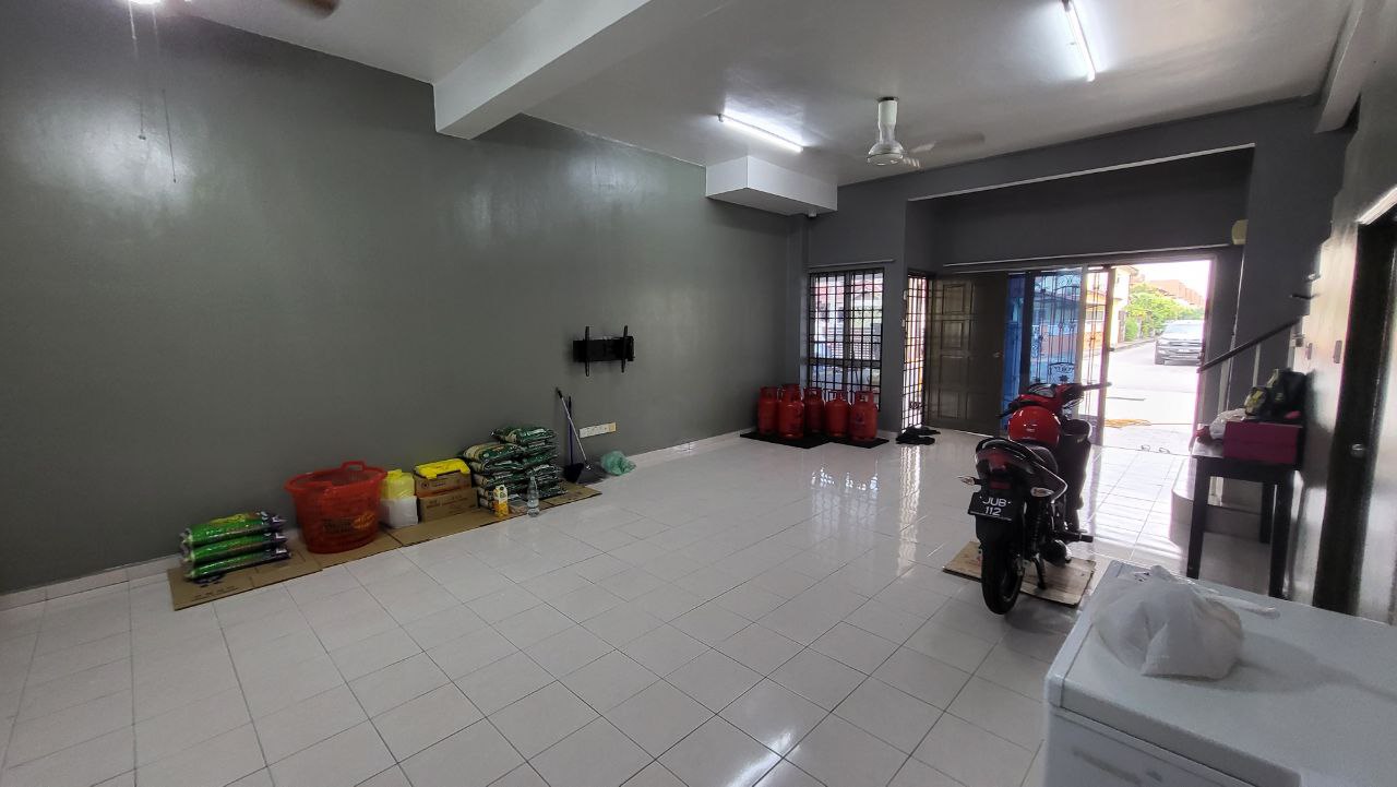 2sty Partly Furnish Seksyen 23 Shah Alam
