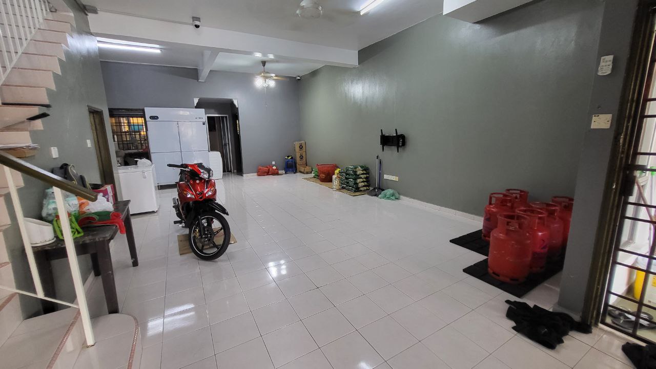 2sty Partly Furnish Seksyen 23 Shah Alam - photo 3