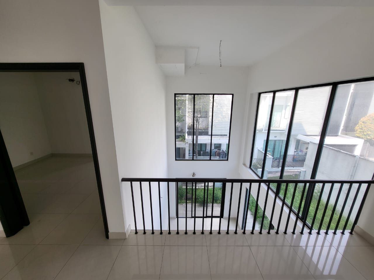 Triple Storey Duta Villa Setia Alam Shah Alam - photo 3