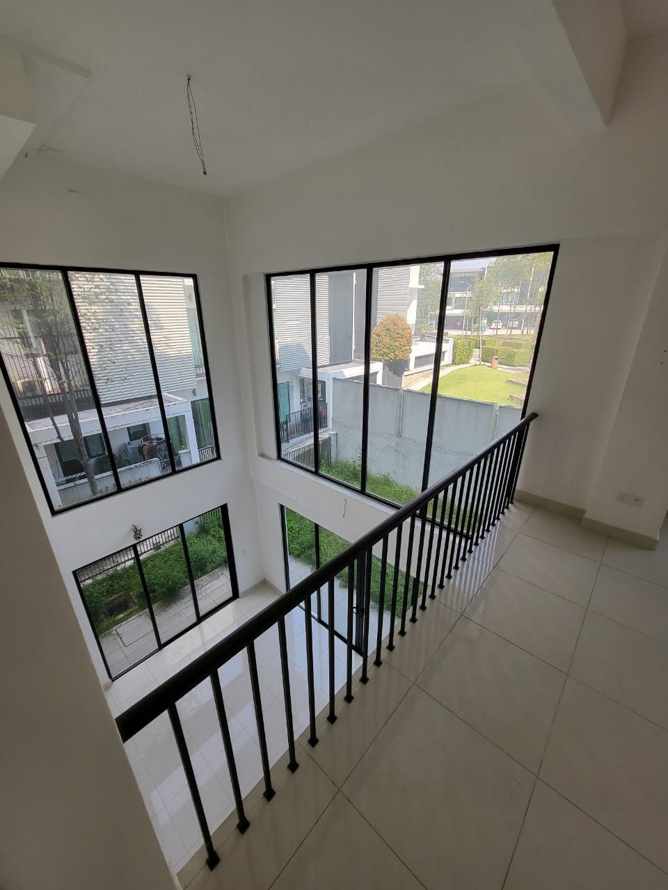 Triple Storey Duta Villa Setia Alam Shah Alam - photo 5