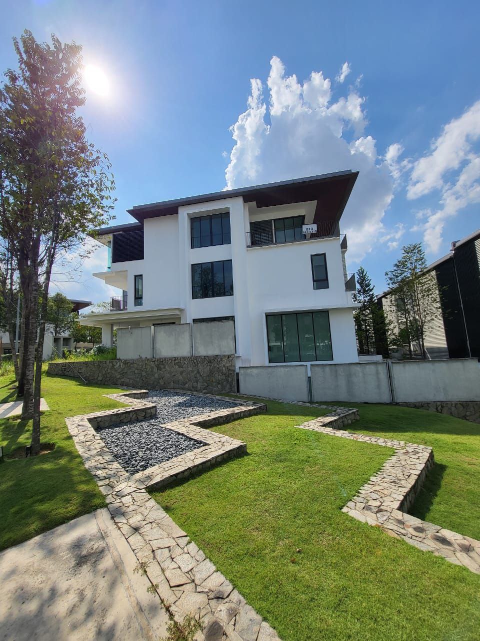 Triple Storey Duta Villa Setia Alam Shah Alam - photo 7
