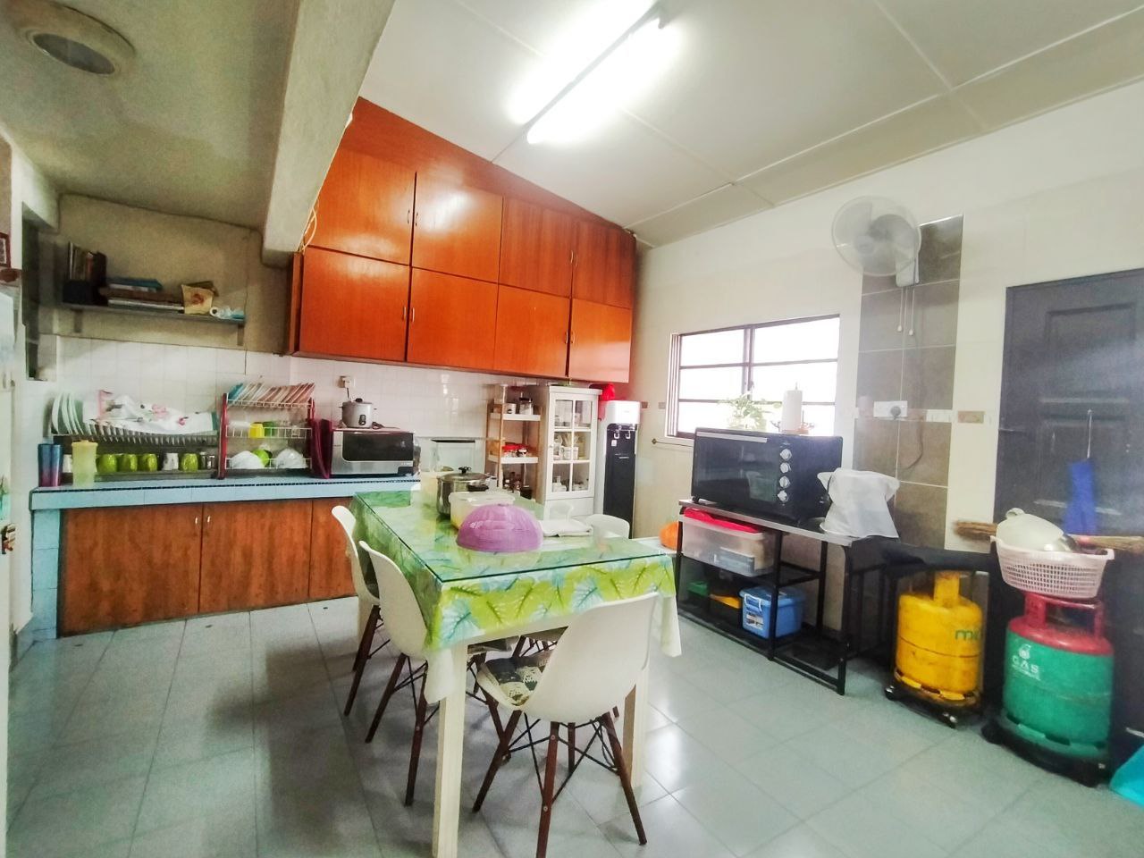 Double Storey FREE AIRCOND Andalas Klang - photo 7