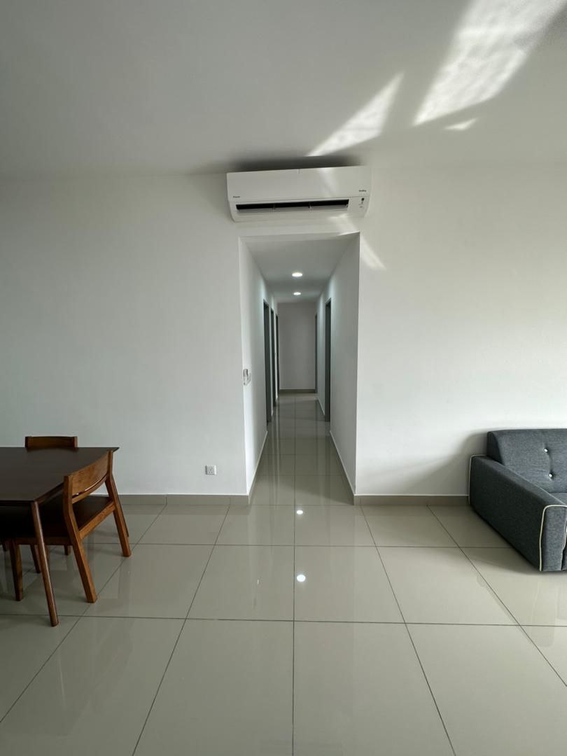 M Vertical Condominium - photo 8