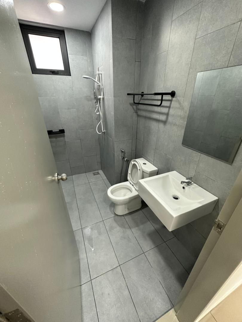 M Vertical Condominium - photo 9