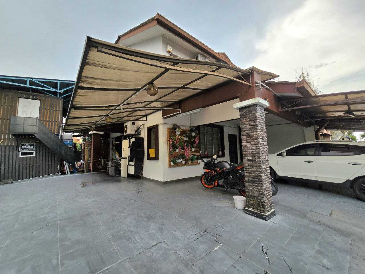 CORNER LOT Double Storey Terrace House, Setia Impi - photo 3