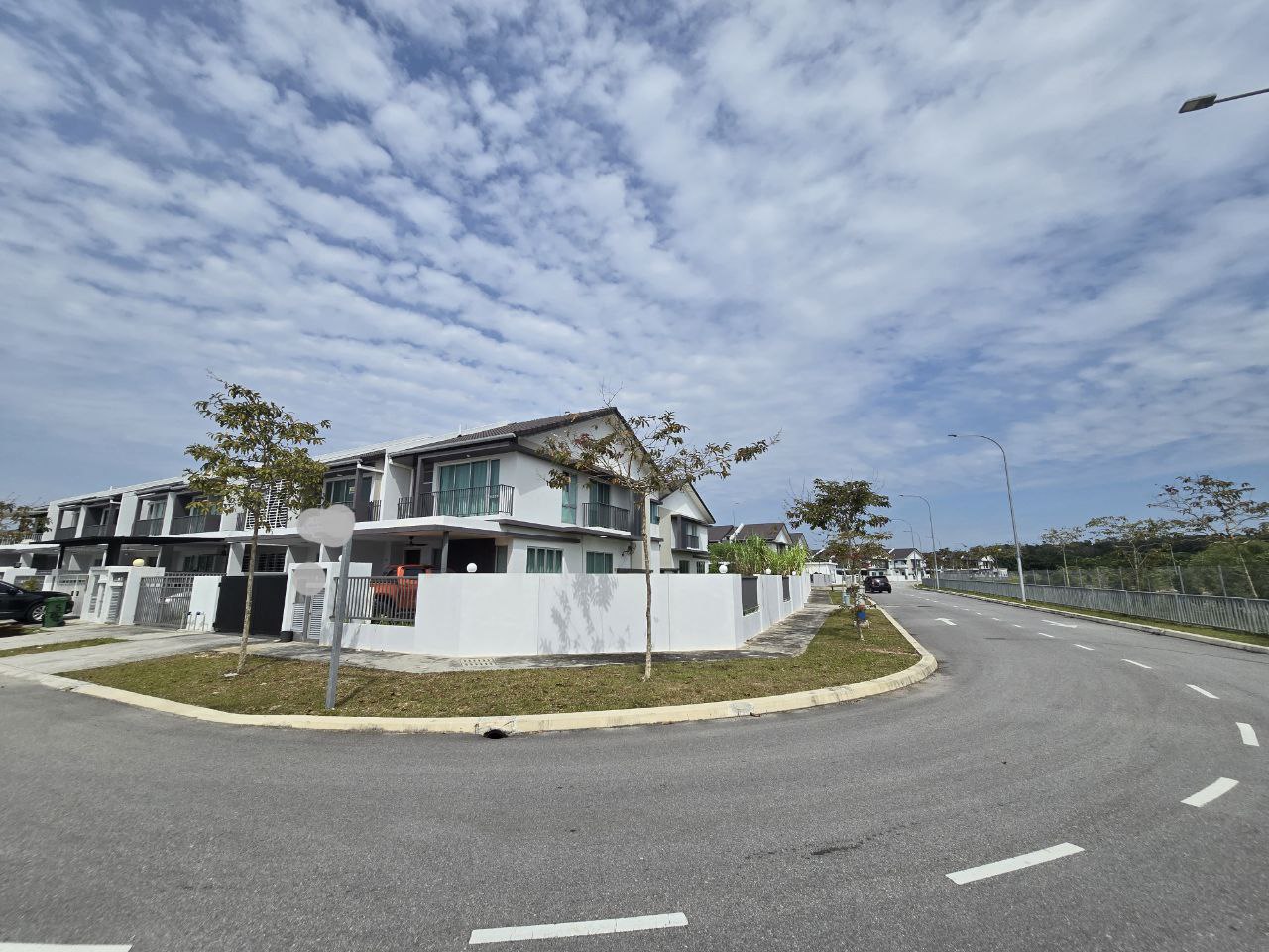 Double Storey Terrace House, Serene Heights Verna, - photo 11