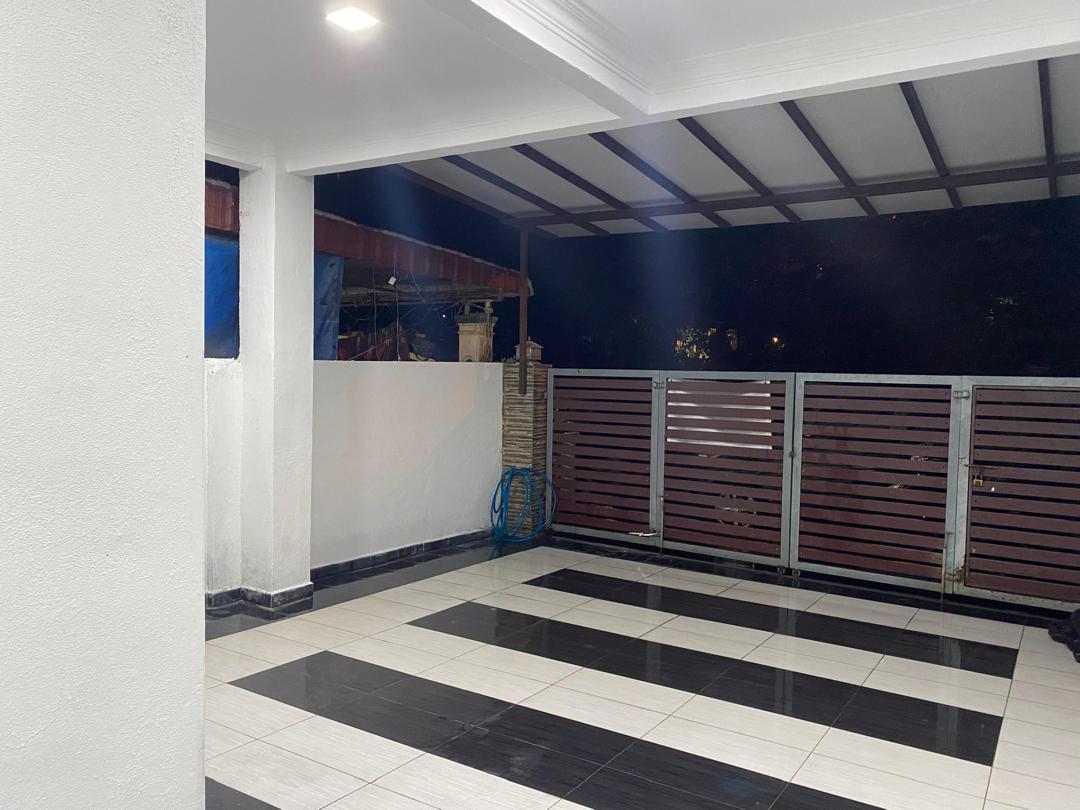 Renovated Freehold Teres 2 Tingkat Semenyih - photo 9