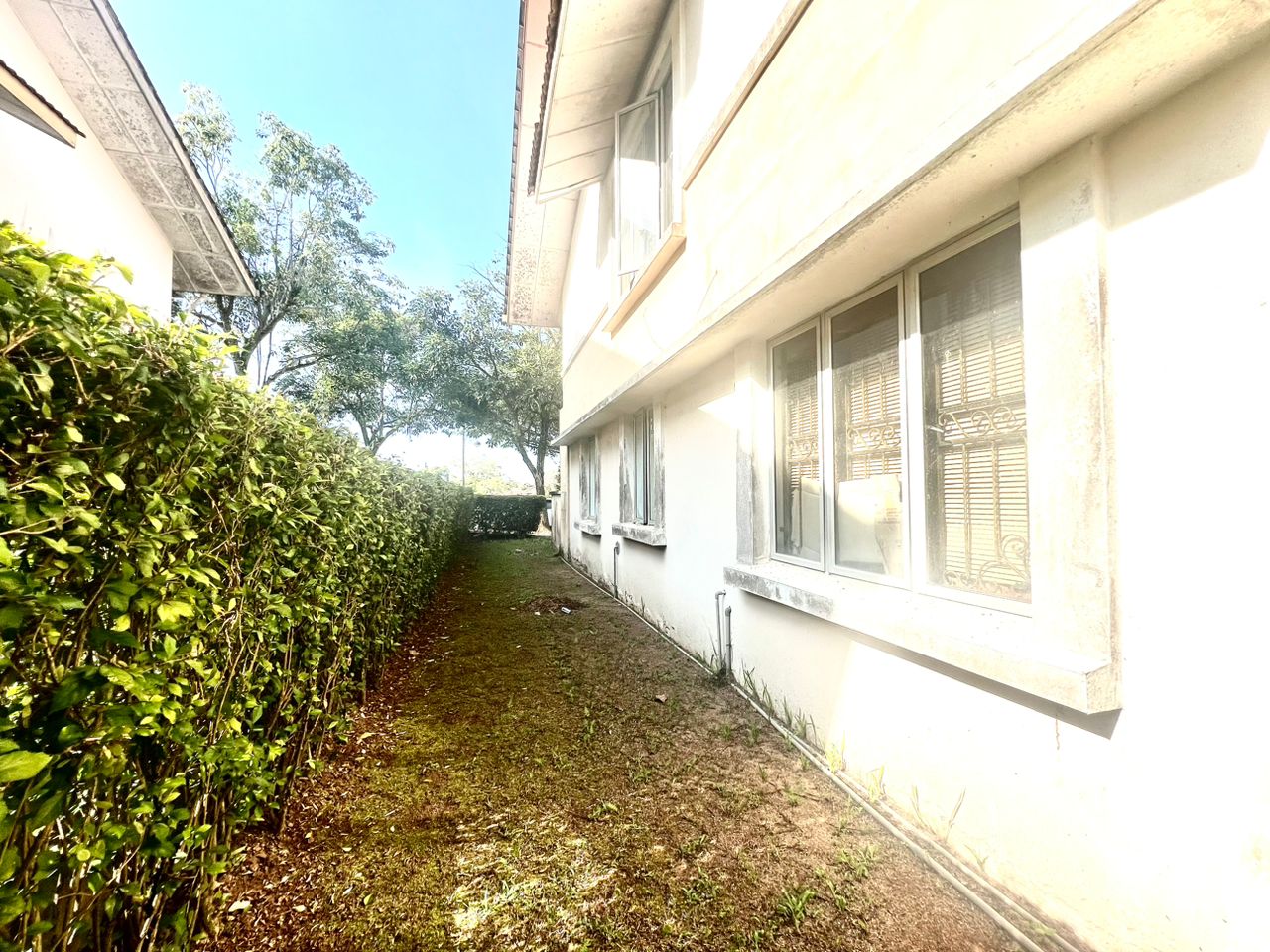 Freehold End Lot Teres 2 Tingkat Presint 11 - photo 9