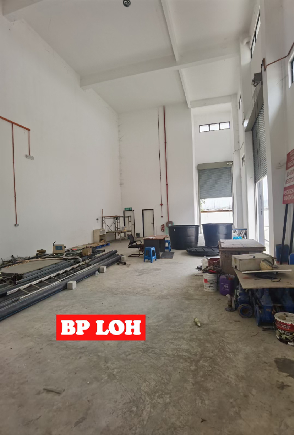 Valdor 2.5 storey factory for rent!  - photo 2