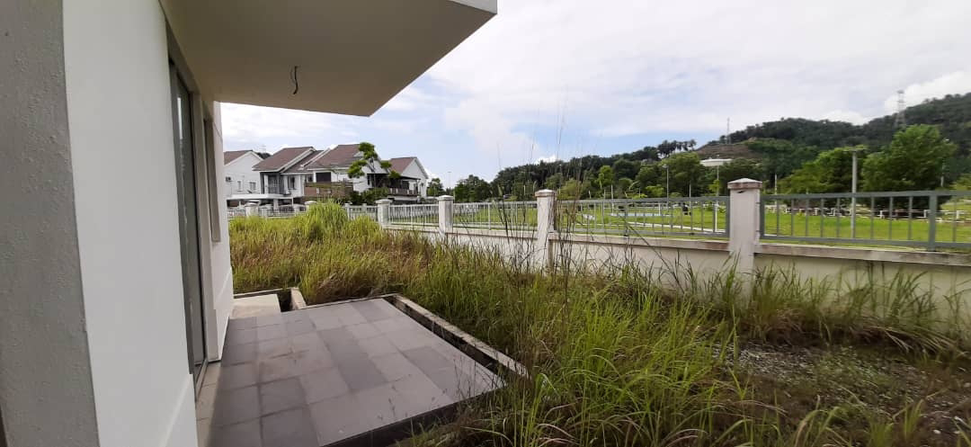 Semi D Bayu Suria Corner Lot  - photo 12