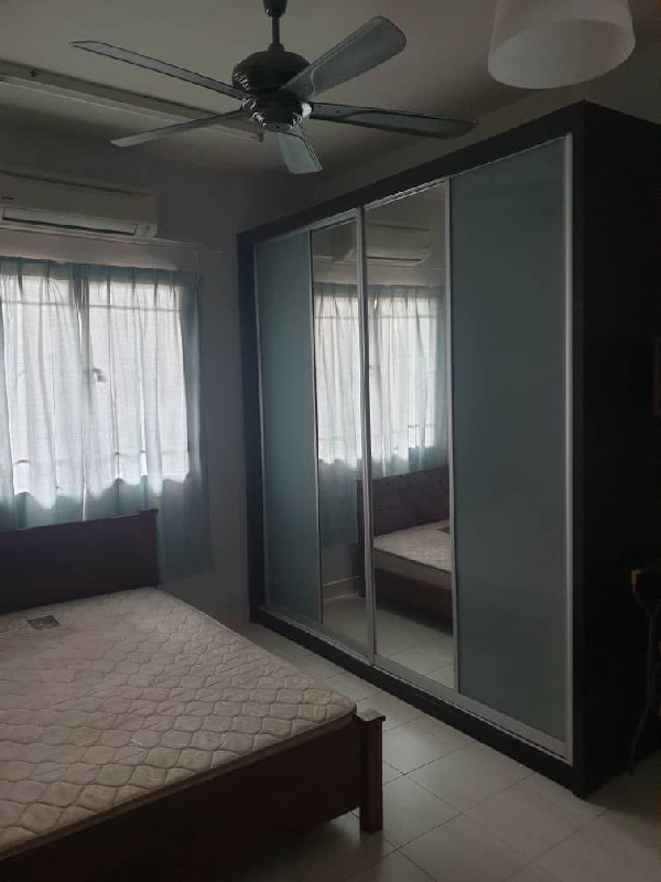 Komuter Raya Apartment Seksyen 19 - photo 3