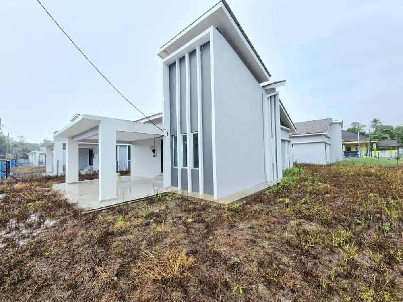 Taman Kamunting Bandar Tanah Merah - photo 2