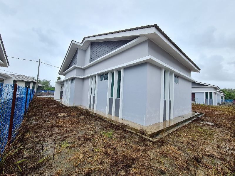 Taman Kamunting Bandar Tanah Merah - photo 4