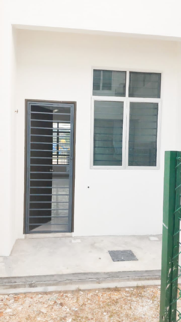 PINES @ Puncak Alam Facing Playground - photo 13