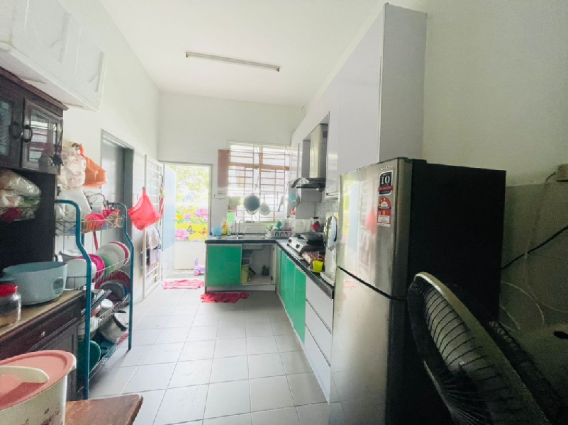 Double Storey Taman Alam Indah Seksyen 33  - photo 12