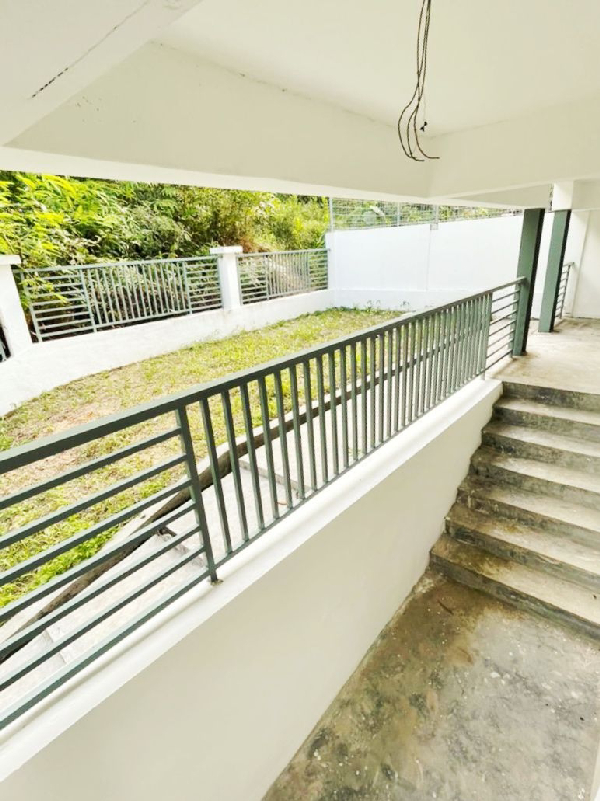 Triple Storey Semi D Taman Vista Hill - photo 13
