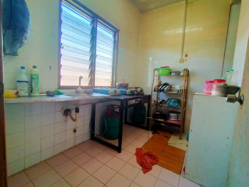 Pangsapuri Pangsa Indah U5 Subang Bestari - photo 5