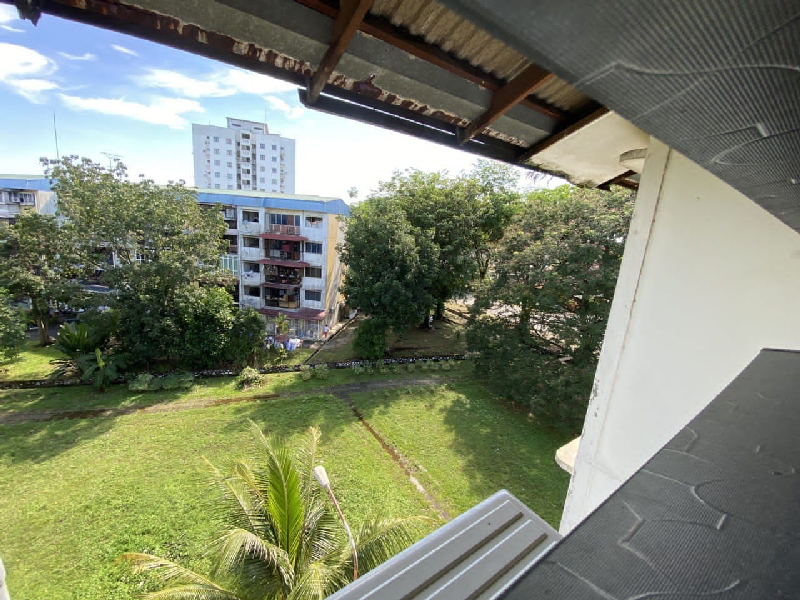 Flat Seksyen 24 Blok 60 Hot Area High Demand - photo 8