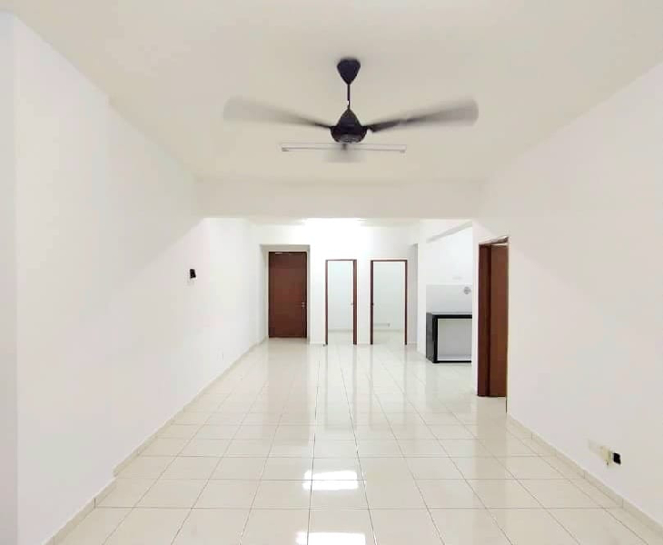 Green Suria Apartment ada Balkoni Below Market - photo 7