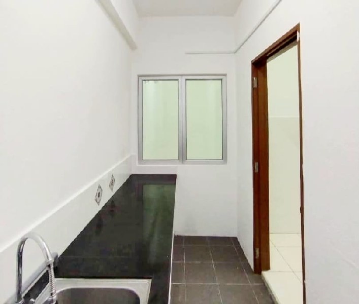 Green Suria Apartment ada Balkoni Below Market - photo 9