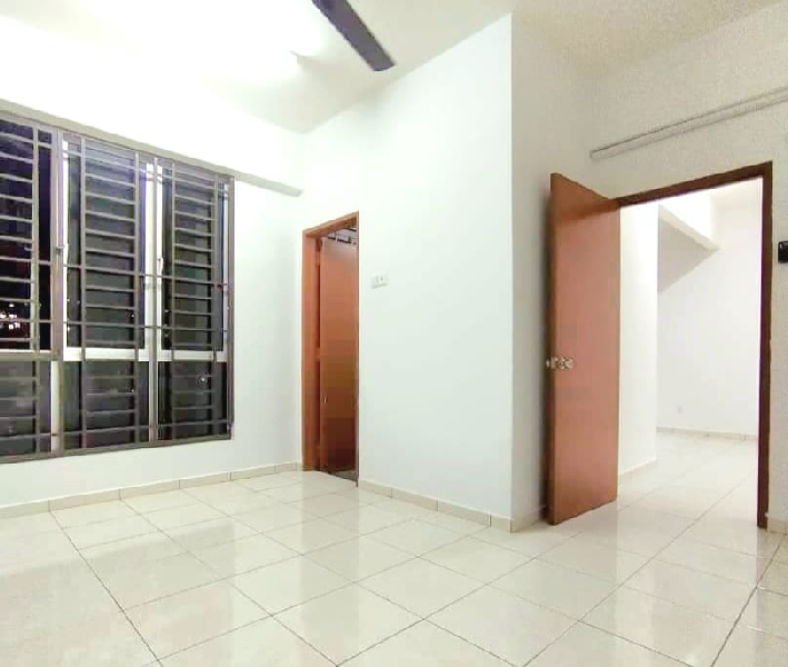 Green Suria Apartment ada Balkoni Below Market - photo 11